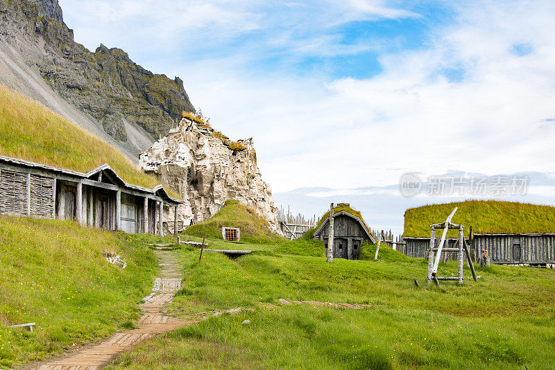 冰岛的草皮屋