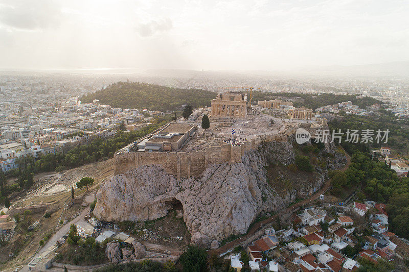 雅典卫城是希腊古老的城堡