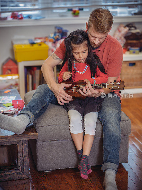 和爸爸玩的时间
