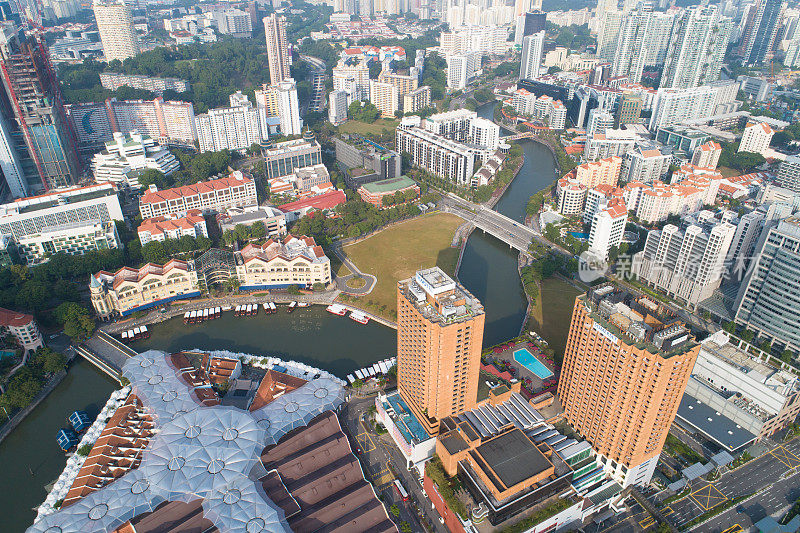 空中视野的城市天际线在新加坡市中心CBD中心