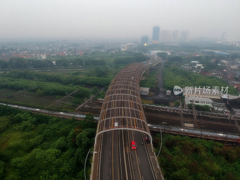 从空中可以看到这个立交桥