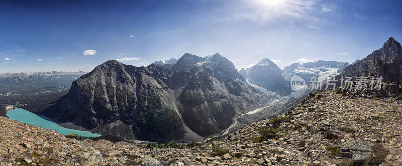 山全景