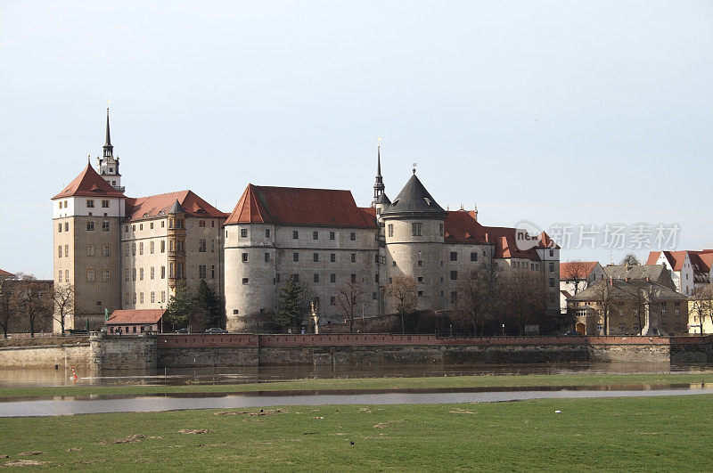 文艺复兴时期的哈滕费尔斯城堡，托高