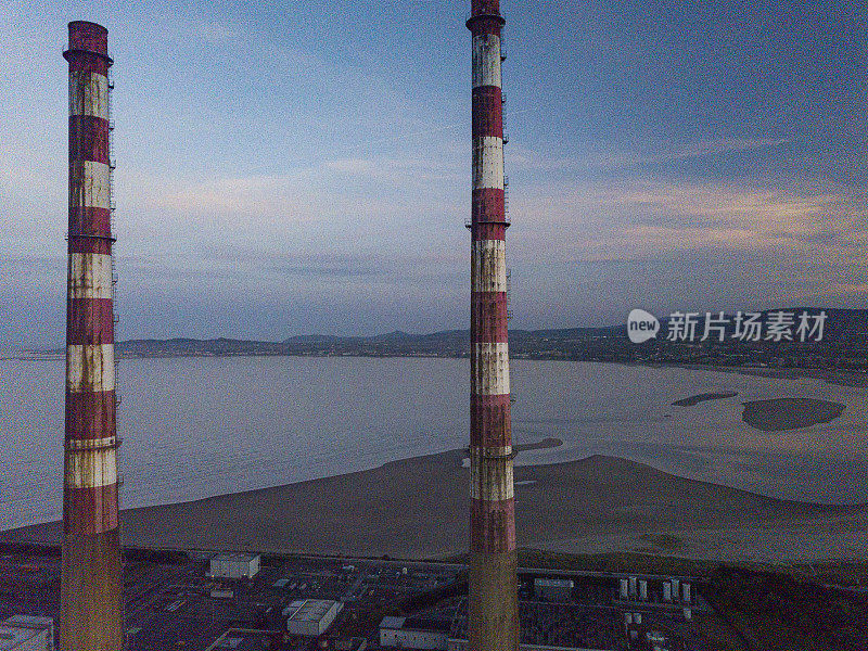 鸟瞰图都柏林湾从Poolbeg，都柏林，爱尔兰。