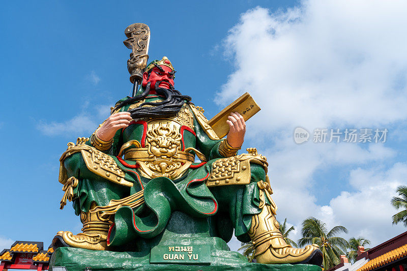 苏梅岛上的关羽神像，著名的旅游胜地。宗教艺术和信仰。