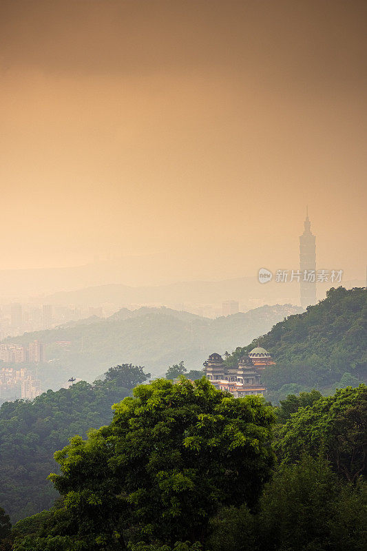 台北市猫空山上的赤南寺