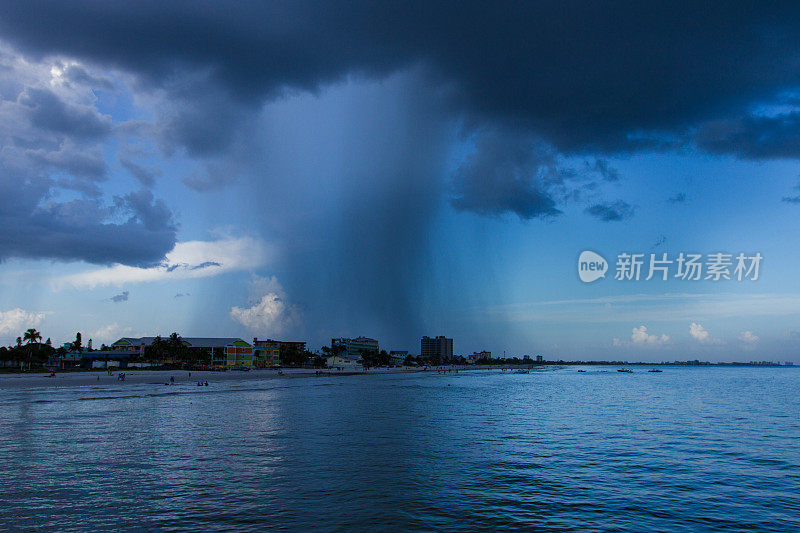 迈尔斯堡海滩暴雨漏斗