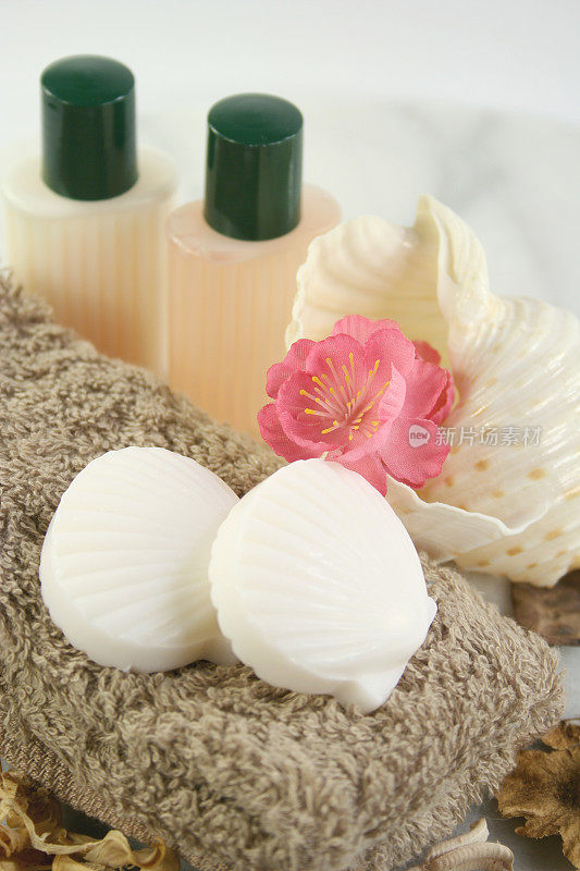 肥皂，凝胶，贝壳和花