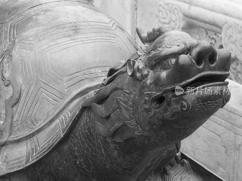 紫禁城龙龟铜像(北京)