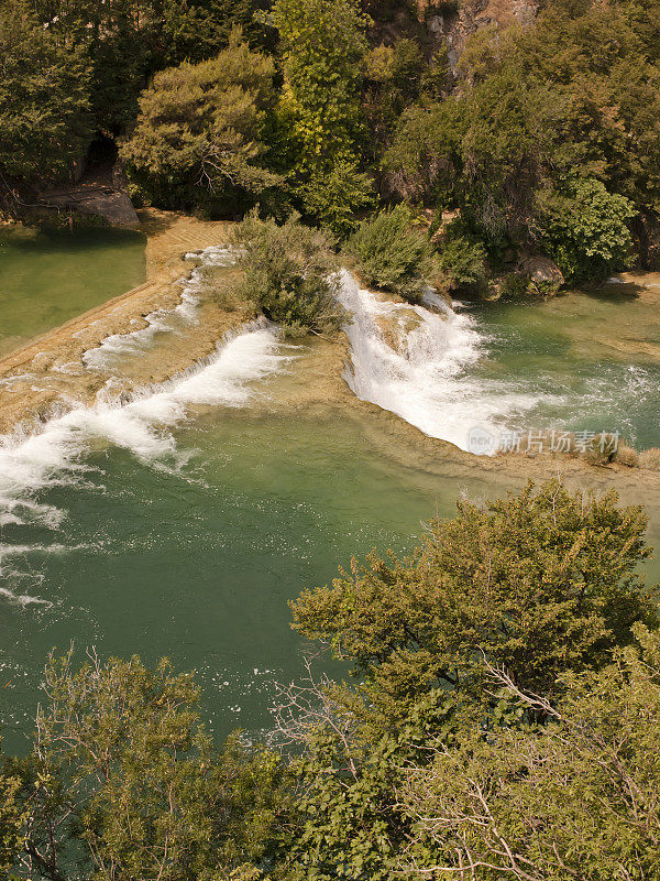 克尔卡国家公园的瀑布