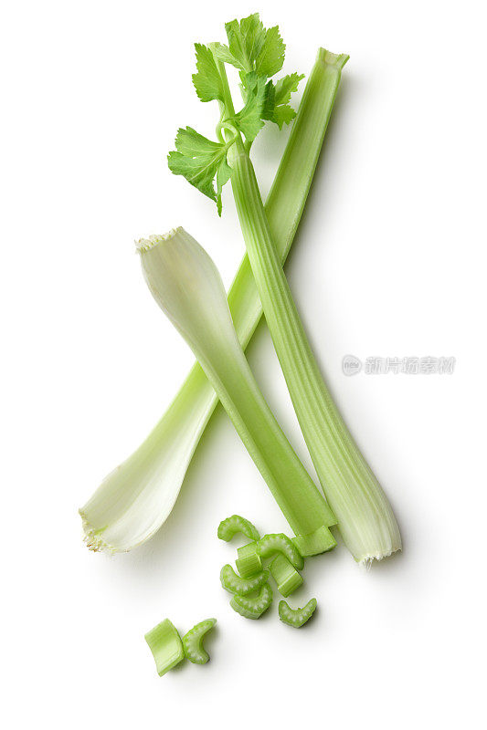 蔬菜:白色背景上孤立的芹菜
