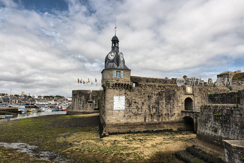 Concarneau(布列塔尼)-退潮的古老村庄