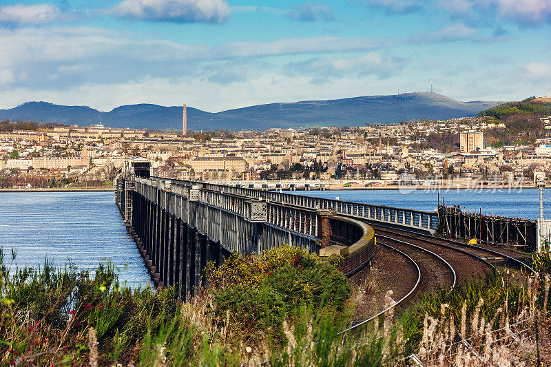 苏格兰邓迪的泰铁路桥