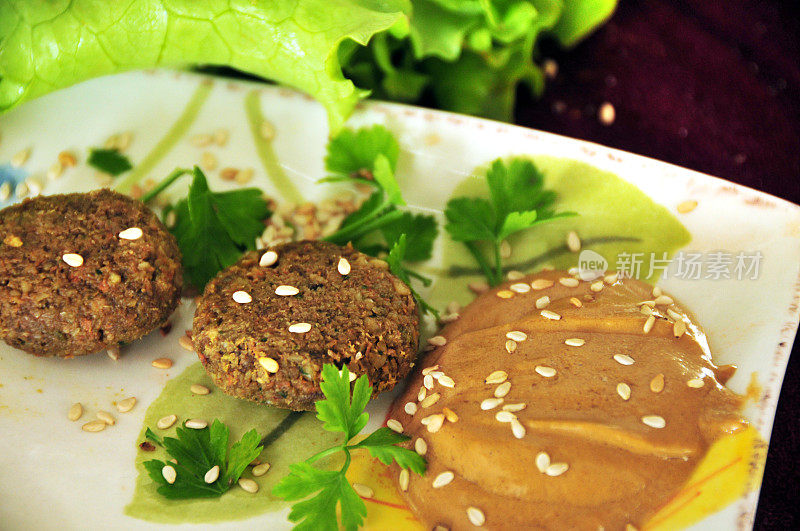 素食食物;迷迭香小麦肉丸