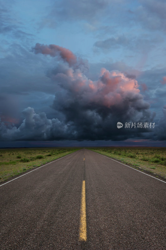 XXL沙漠路雷雨