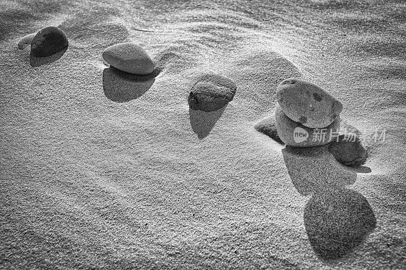 沙子和岩石