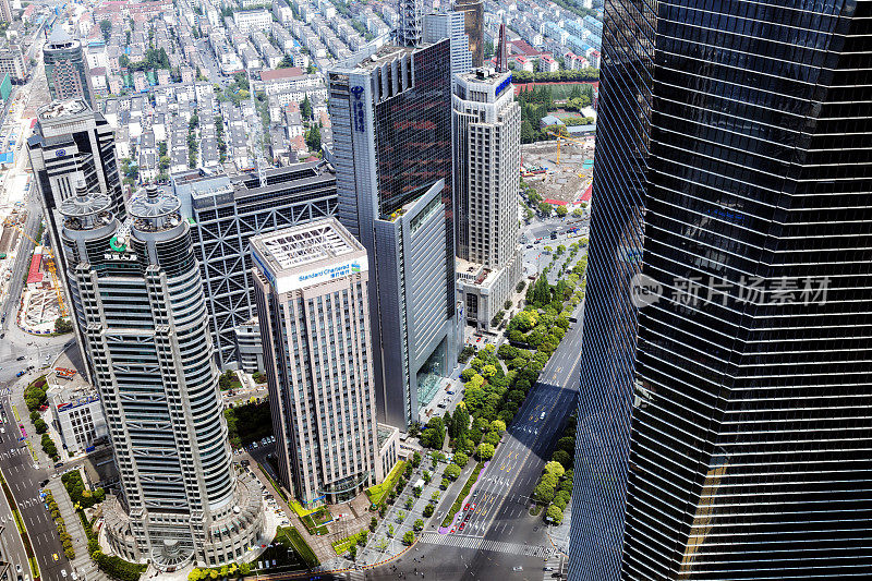 中国上海的摩天大楼，鸟瞰图