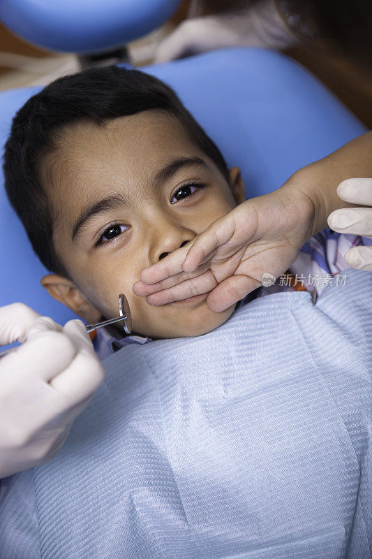儿童拒绝在牙科诊所接受治疗