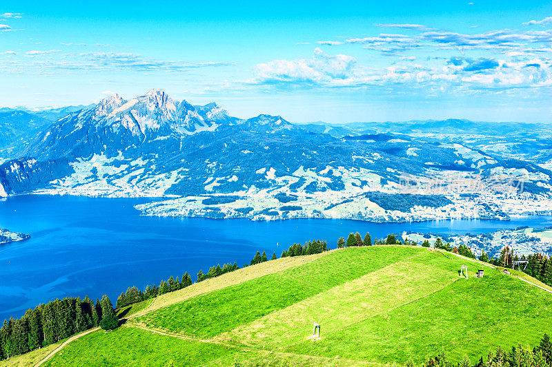 瑞士琉森湖。