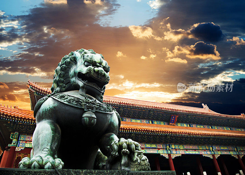 北京紫禁城的狮子雕像