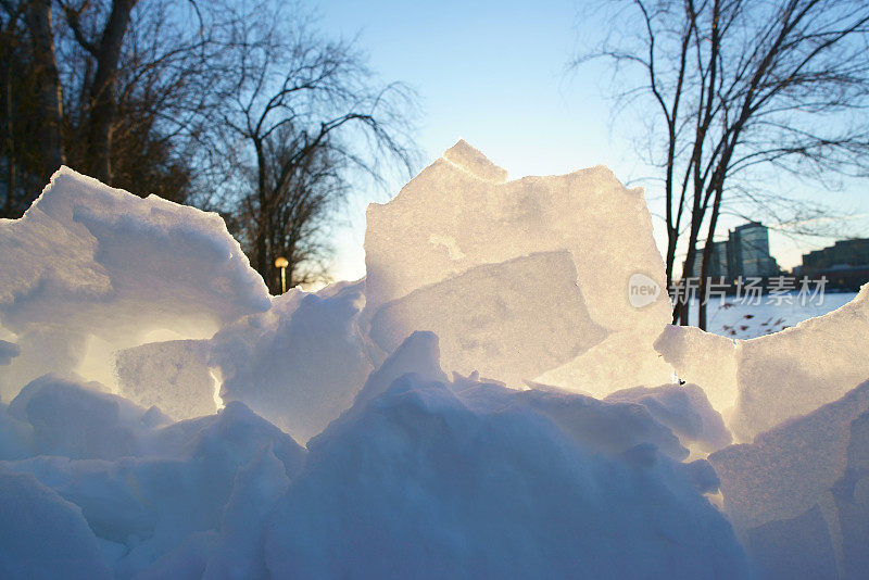 渥太华的冰雪