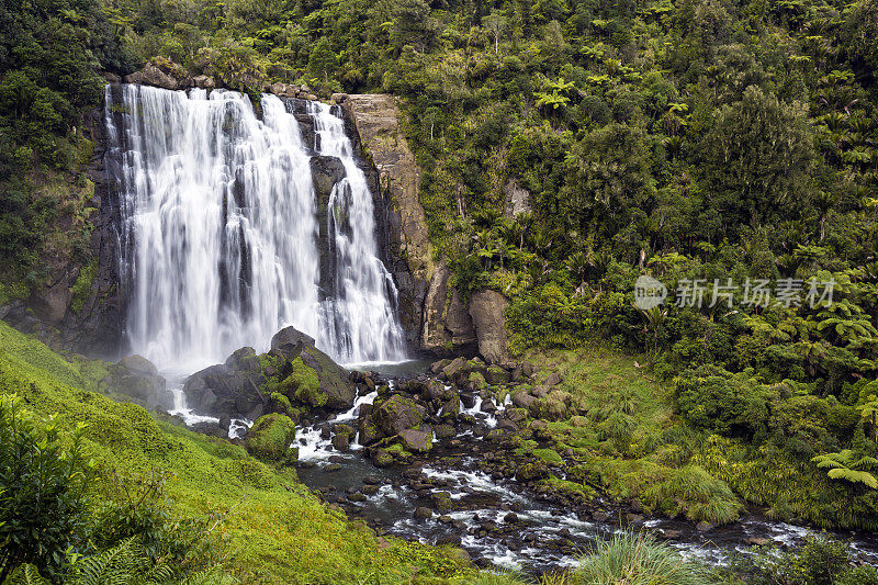 新西兰马洛科帕的马洛科帕瀑布