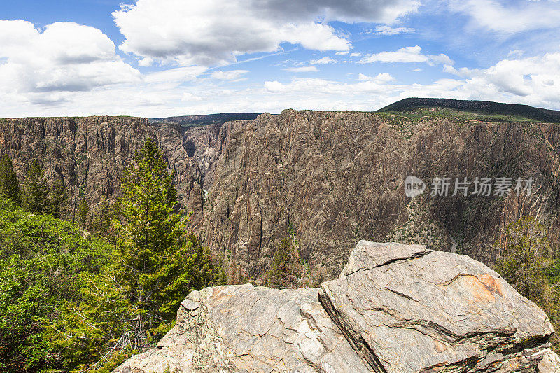 甘尼逊黑峡谷