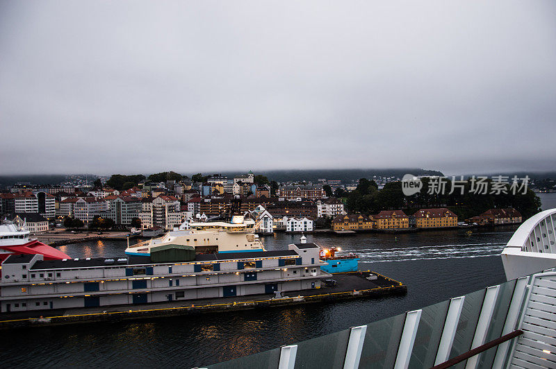 卑尔根在挪威的城市和AIDA的图片