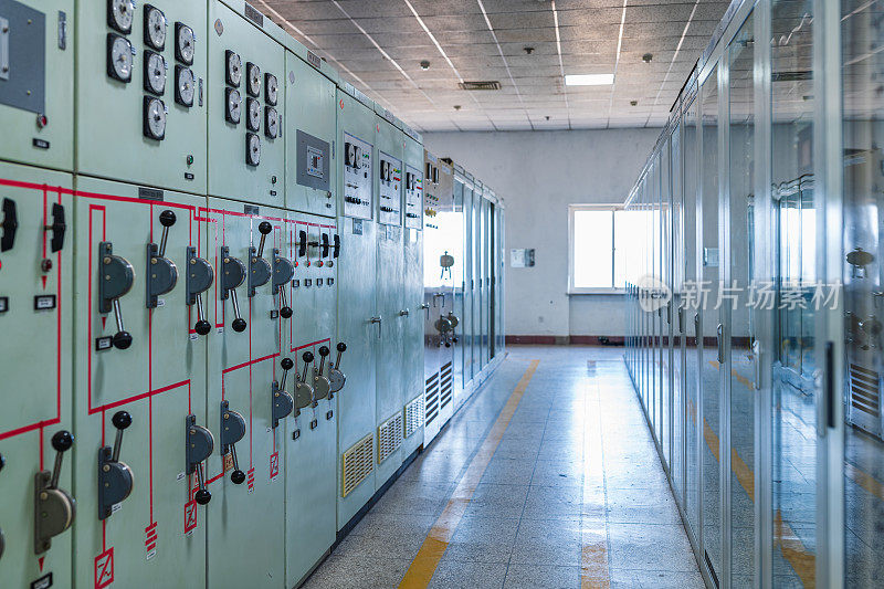 火电厂动力设备控制室