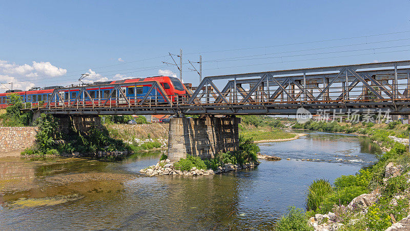 城市交通列车桥