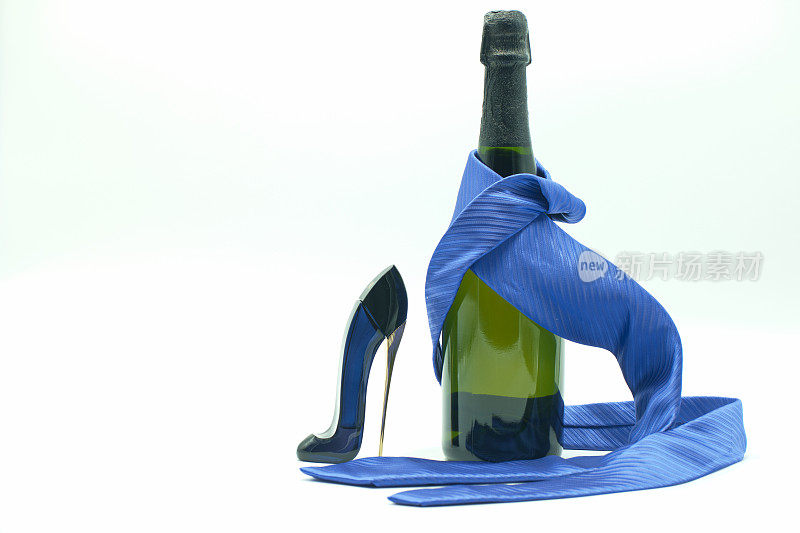 香槟，葡萄酒，气泡酒，玻璃杯，饮料，白色背景，产品，黄色，酒精，庆祝活动，新年，