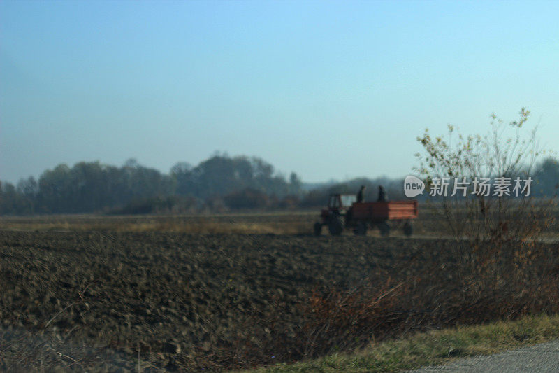 通往乡村土地的道路