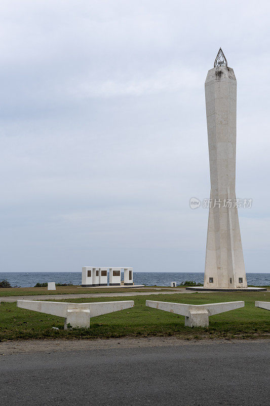玛当海岸观测者纪念灯塔