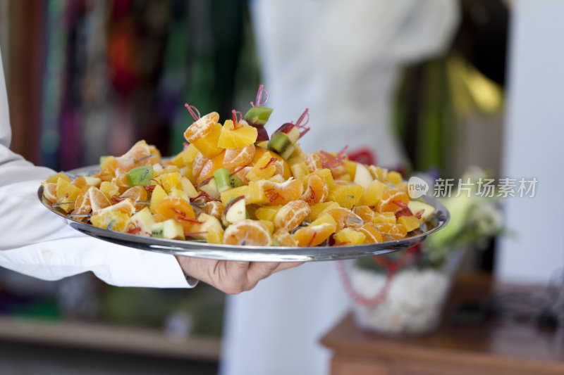 餐饮