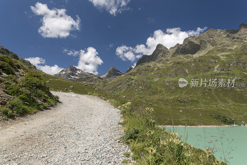 湖，山，步道，天空，刺蓟