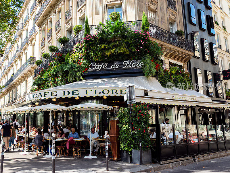 巴黎的弗洛尔咖啡馆