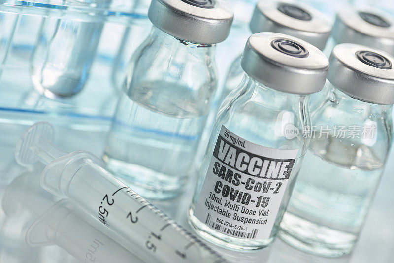 疫苗:Covid-19疫苗，使用试管和注射器