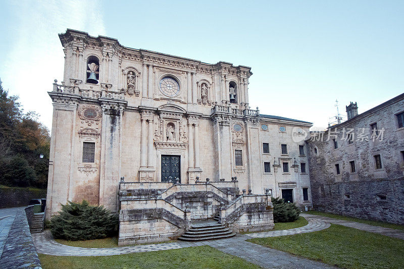 圣朱利安德萨莫斯本笃会修道院