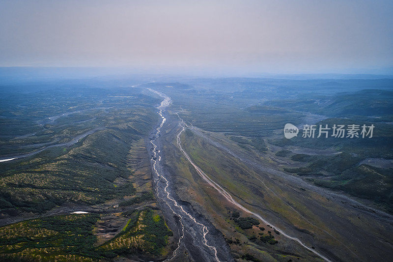 干山河床