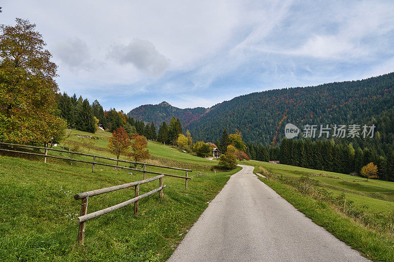 小山路