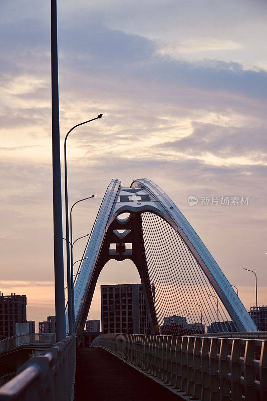 重庆朝天门大桥与公路的垂直拍摄