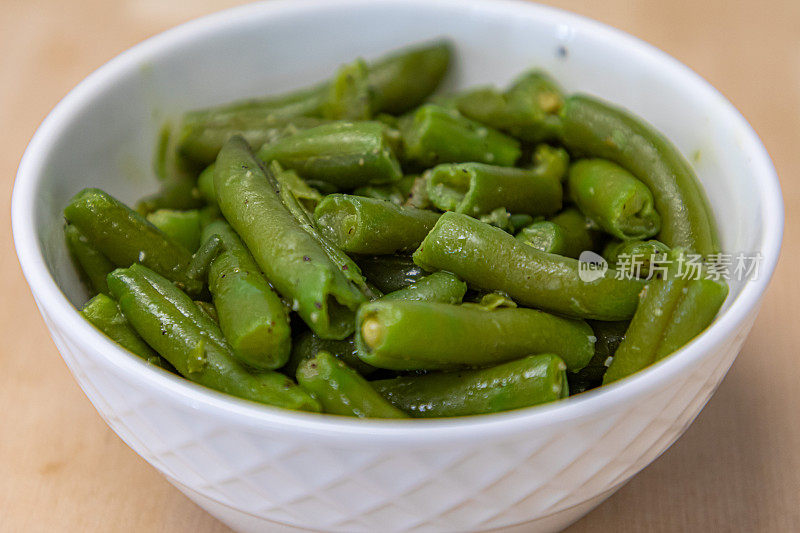 食物照片-各种主菜，开胃菜，甜点等。