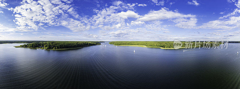 夏日美景湖鸟瞰图(360度全景)