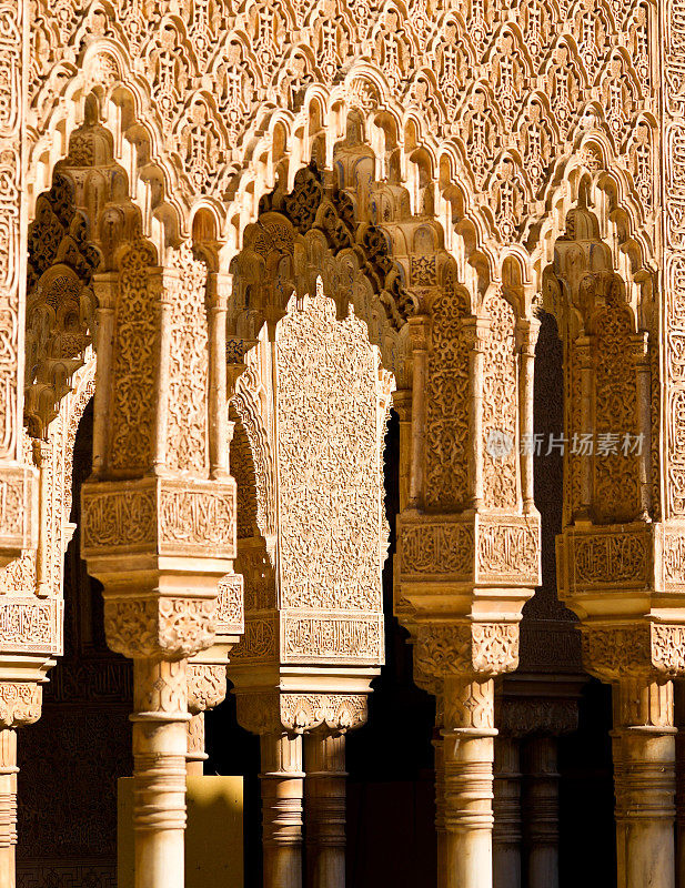 西班牙格拉纳达阿尔罕布拉宫的装饰细节