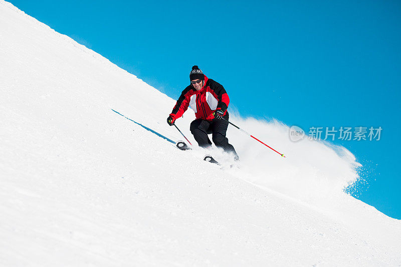 雪滑雪雕刻