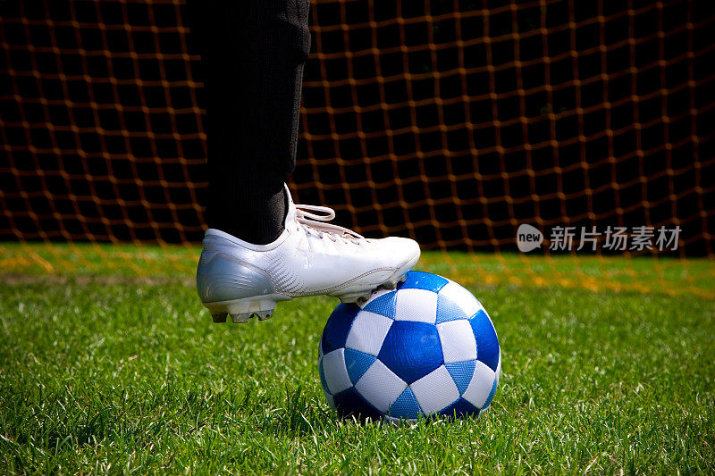 球鞋和球-足球系列