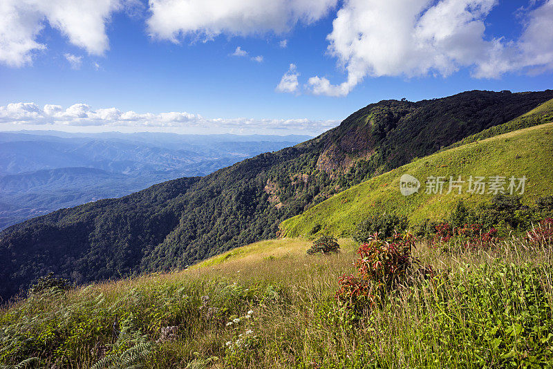 邱梅潘自然步道景色优美