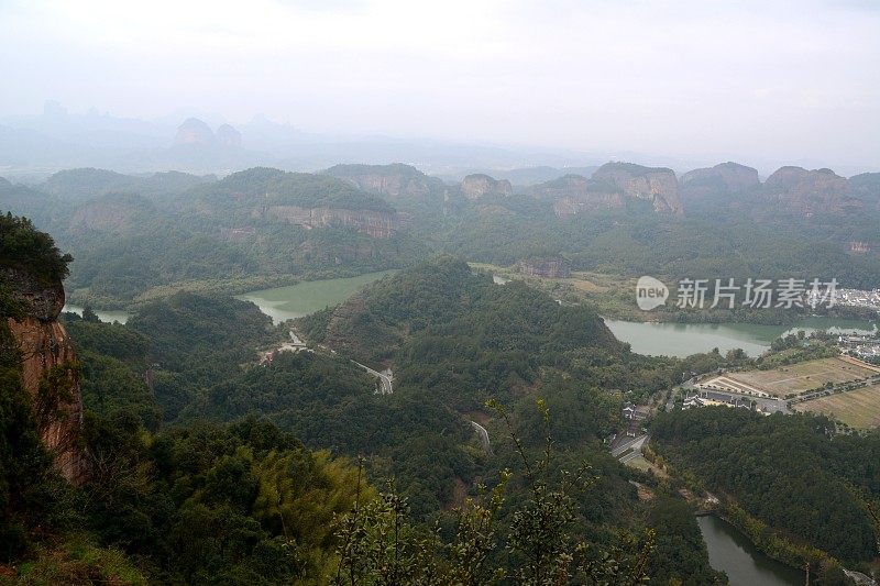 中国广东省丹霞山喀斯特景观