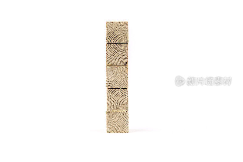 木制立方体规模孤立的白色背景