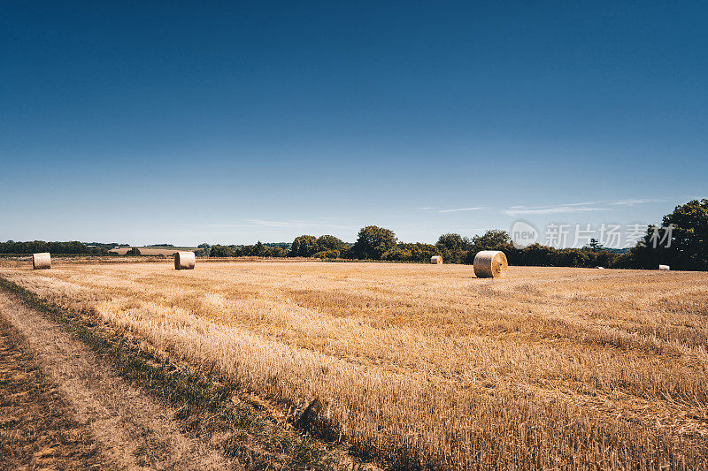 法国乡村的Heybales